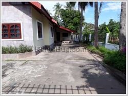 ID: 3761 - Nice house next to concrete road in Sisatthanak district for rent