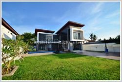 ID: 4086 - New modern house with swimming pool and nice garden for rent