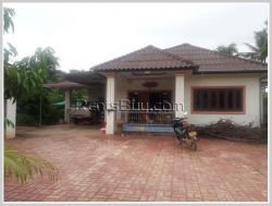 ID: 2050 - Pretty house with fully furnished by pave road for rent