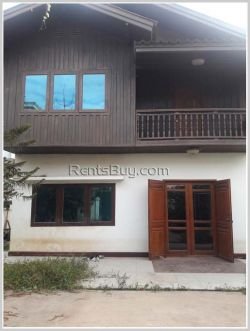 ID: 3866 - Lao old style house near 103 Hospital and M-Point mart by pave road for rent