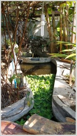 ID: 3721 - Affordable villa with nice garden for rent in Lao and foreign community zone