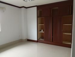 ID: 4553-New Modern house near Nongbouathong market for rent