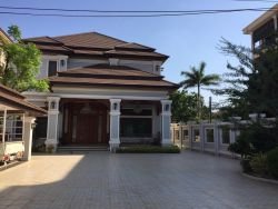 ID: 4445 - Luxury house near the National Convention Hall and Lao National Television for rent