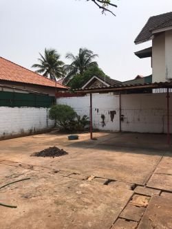 ID: 4448 - House with swimming pool and large garden near main road for rent in Ban Sisangv