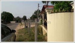 ID: 1689 - The pretty houseby pave road in town for sale in Hadsayfong district