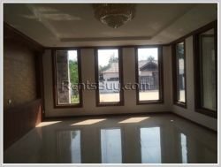 ID: 672 - Modern house with large yard for sale