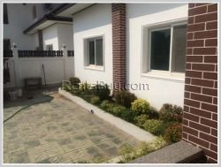 ID: 672 - Modern house with large yard for sale