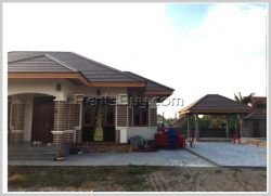 ID: 3140 - Nice villa house with large yard and swimming pool for rent in Savannakhet Province.