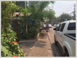 ID: 2689 - The villa house near main road and Patuxai for sale in Sisattanak district