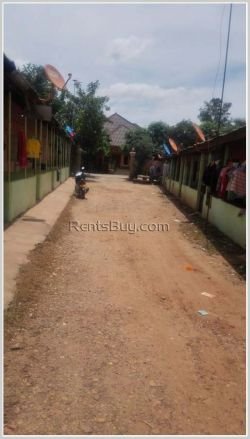 ID: 1287 - Row house with house for sale by main road