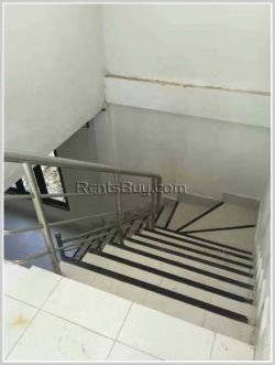 ID: 3641 - The shop house near Sanjieng market by pave road for sale