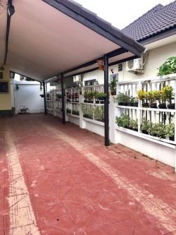 ID: 4050 - Pretty house near Wattay International Airport for sale