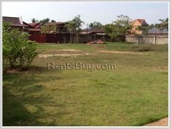 ID: 3190 - Nice land inclusive of big house on Sokpaluang road for sale.