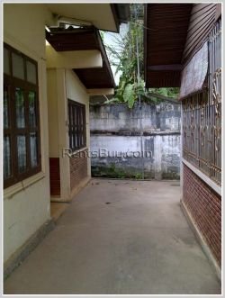 ID: 585 - Villa house in diplomatic area for sale in Sisattanak district