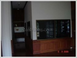 ID: 4209 - Pretty house house by concrete road in diplomatic area and fully furnished for sale