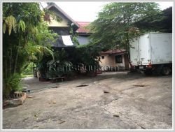 ID: 4060 - The house with large parking by good access for sale
