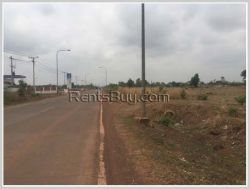 ID: 3595 - Large vacant land near main road for rent