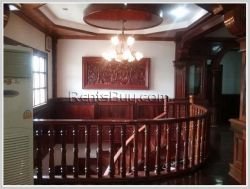 ID: 3897 - The modern house near Sikay market and close to Wattay Airport for rent