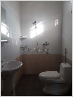 ID: 3874 - Newly built modern house near Setthathirath Hospital for rent