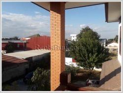 ID: 3874 - Newly built modern house near Setthathirath Hospital for rent