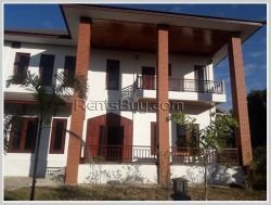 ID: 3874 - Newly built modern house near Setthathirath Hospital for rent