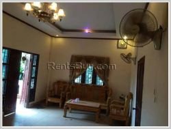 ID: 536 - Pretty house with near local fresh market for rent in Sikhottabong district