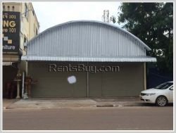 ID: 284 - Warehouse near Patouxay for rent