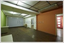 ID: 2577 - Nice shop house in city center for rent