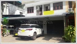 ID: 1342 - Shophouse in town near main road and Patuxay for rent
