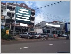 ID: 1339 - Big building near Crowne Plaza by main road for rent