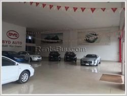 ID: 4125 - The Auto show room in city next to main road for rent