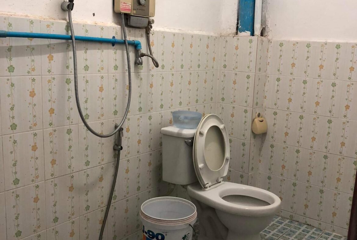 1170