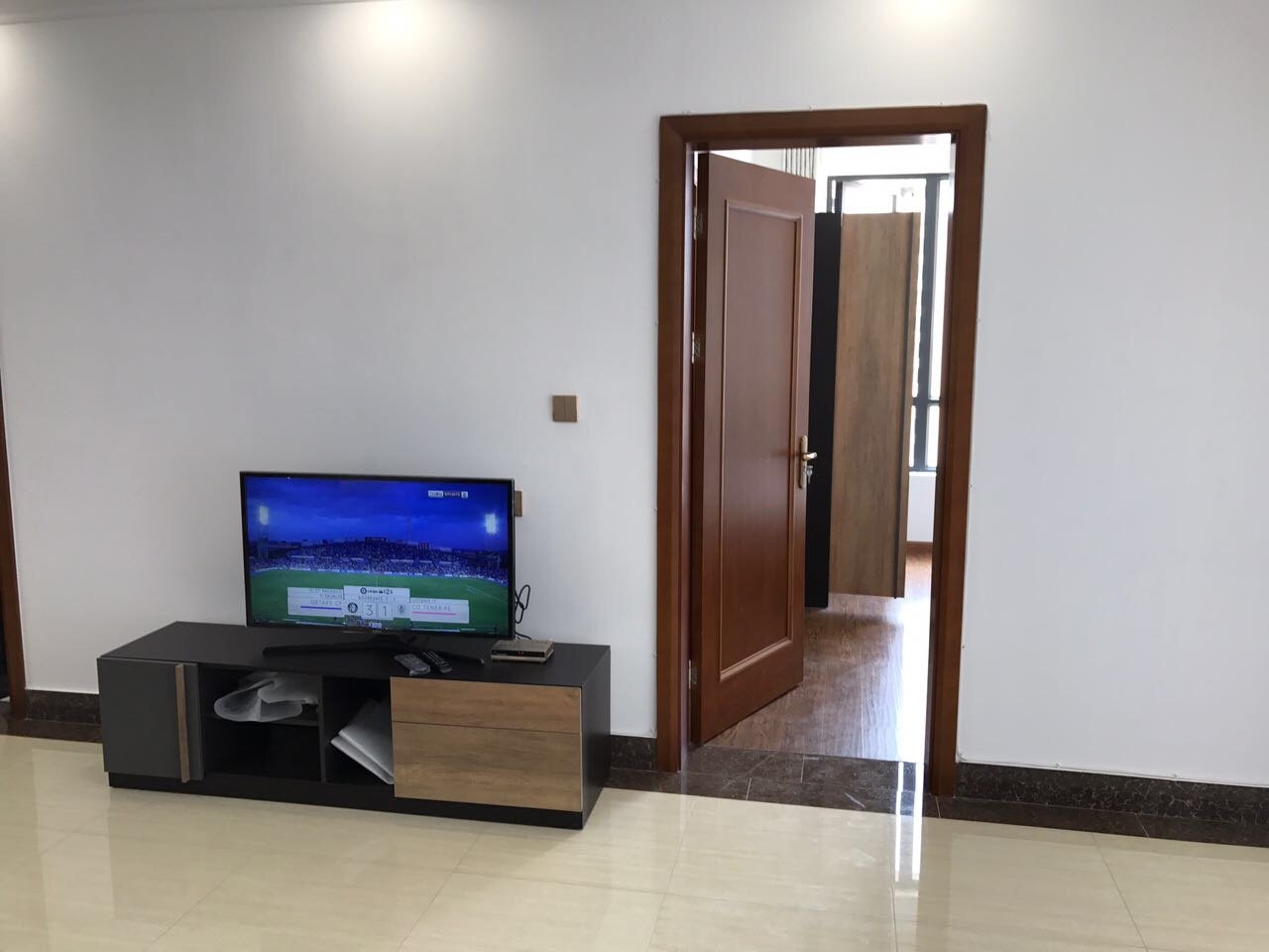 ID: 3820 – The Luxury Condo on top floor of Sky City Project near ICBC & Patuxy for rent