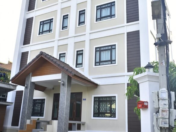ID: 4582 – Beautiful apartment near Lao-top College for rent.