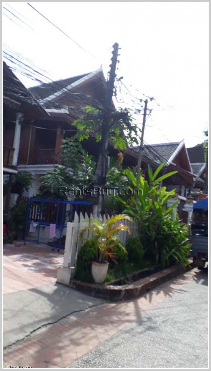 Guesshouse-for-sale-Luangprabang_Lao_0659e9740ce01ce ID: 3771 – Nice guesthouse in center of Luangprabang City in night market area for sale
