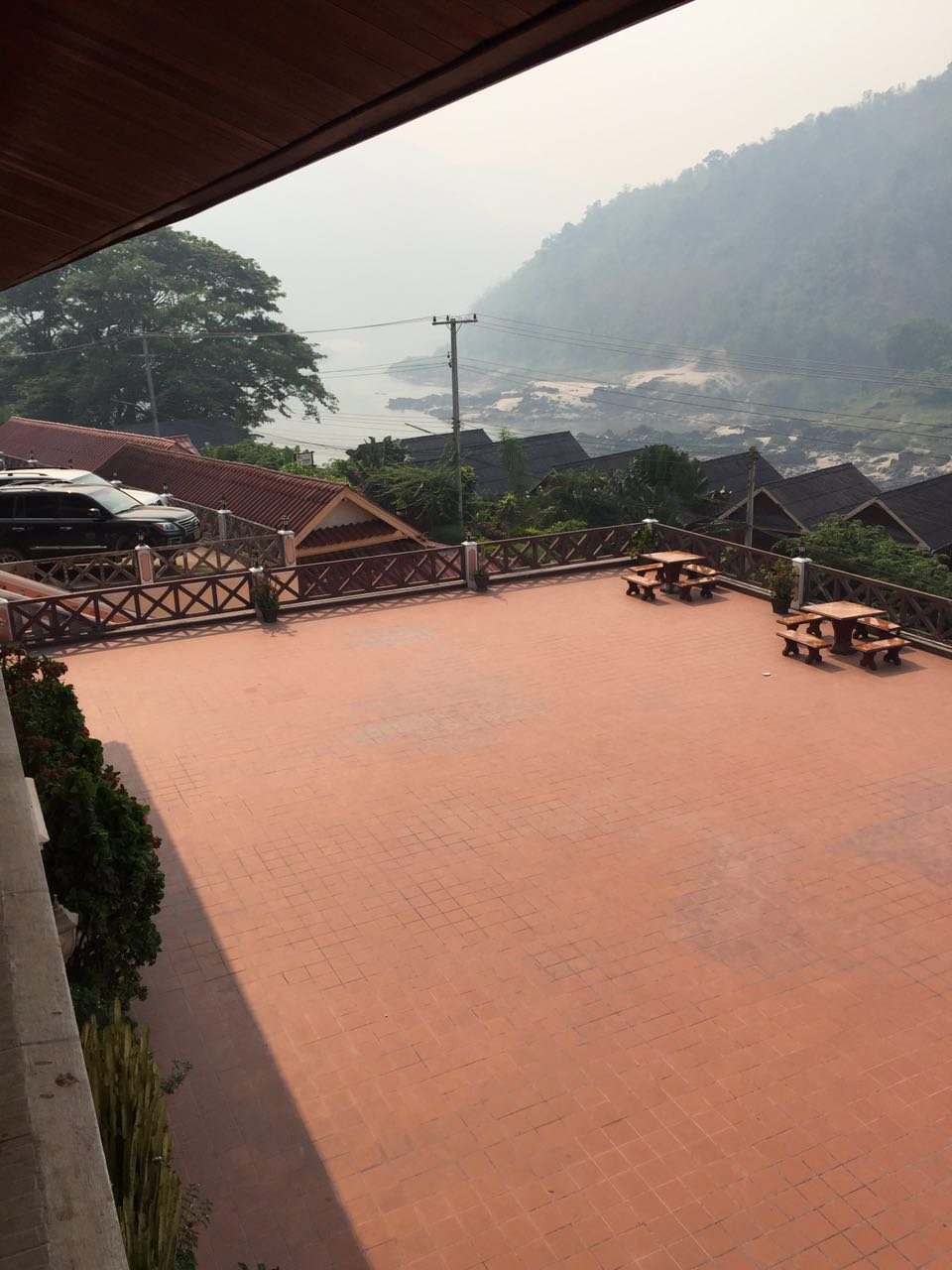 ID: 3912 – The Hotel by Mekong River for rent & sale in Ban Pakbang, Oudomsay Province.