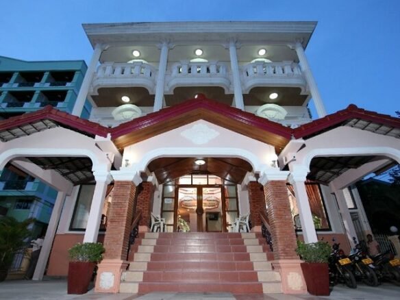 ID: 3981 – Beautiful hotel for rent in Mekong Community and Vansana Hotel.