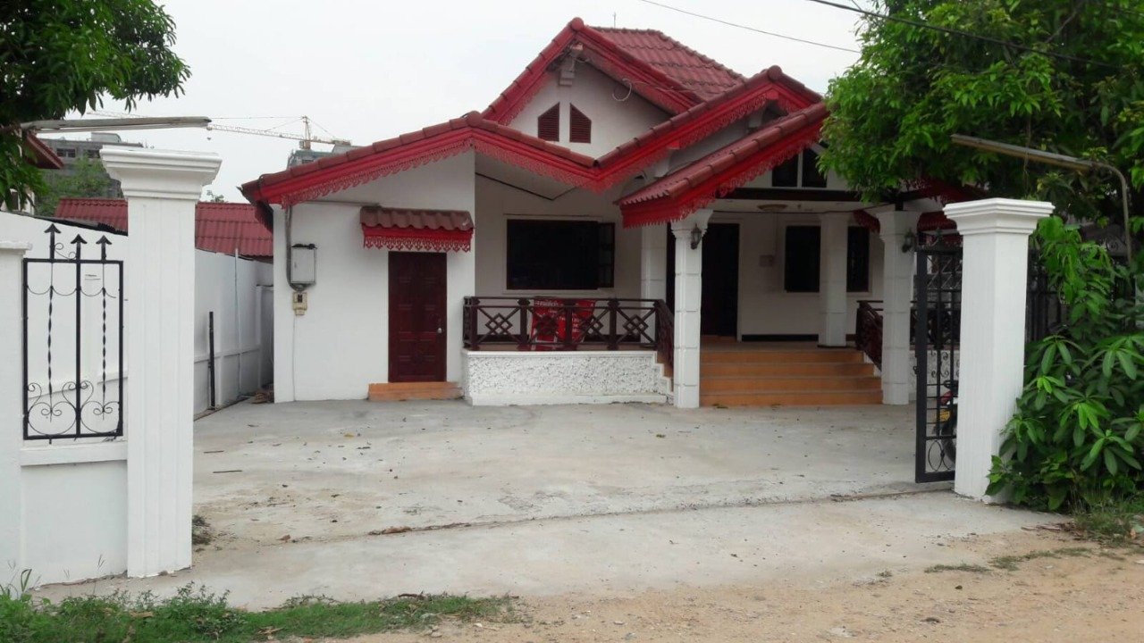 ID: 4574 – Nice villa near Wattay International Airport for rent