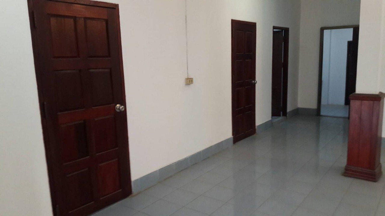 ID: 4574 – Nice villa near Wattay International Airport for rent