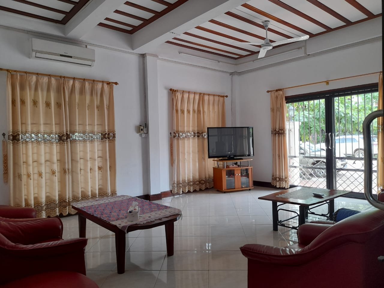 House-for-sale15 ID: 4573 – Lao contemporary house behind Thatlouang for sale