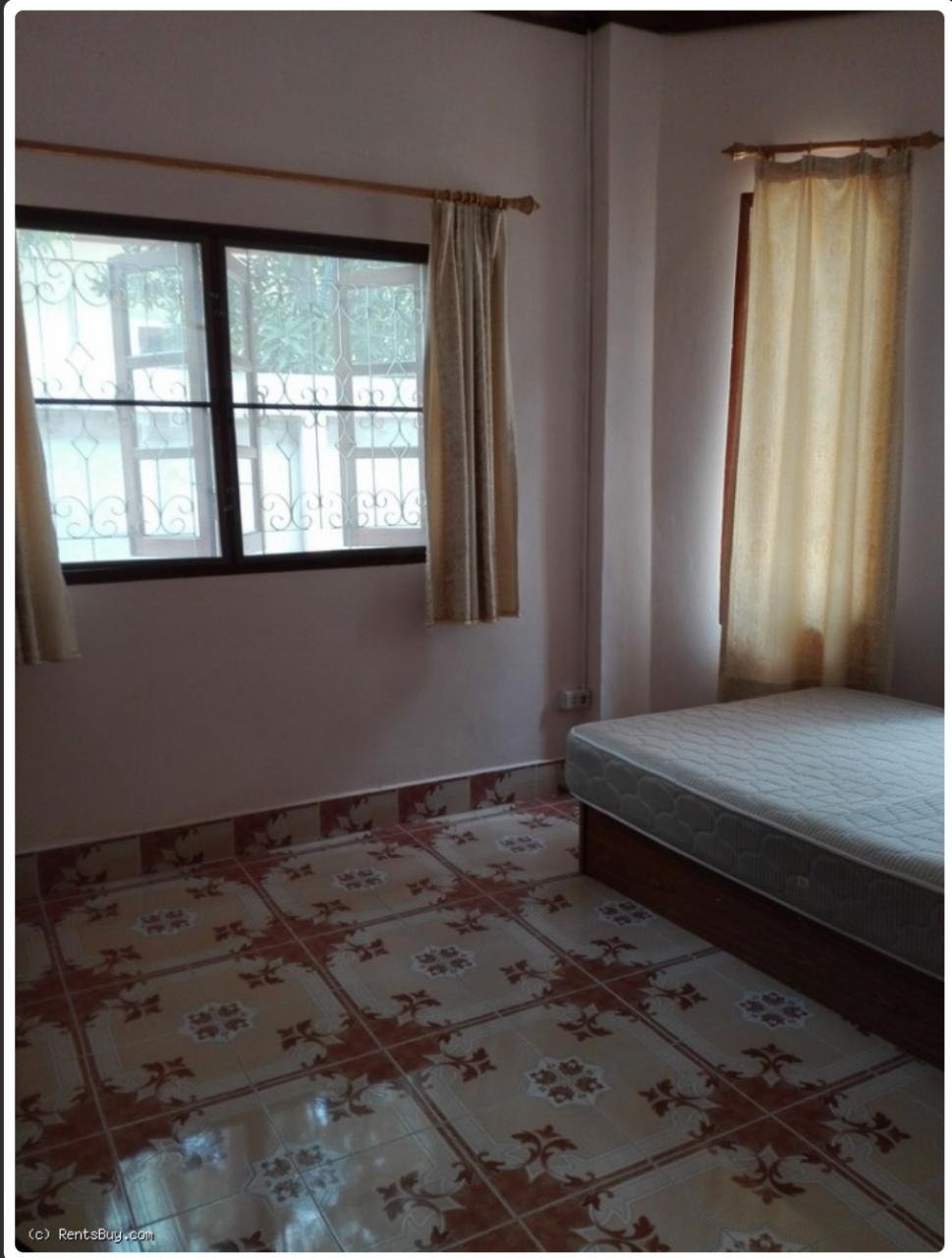 House-for-sale37 ID: 4533- Villa with large yard near Sivilay Market for sale