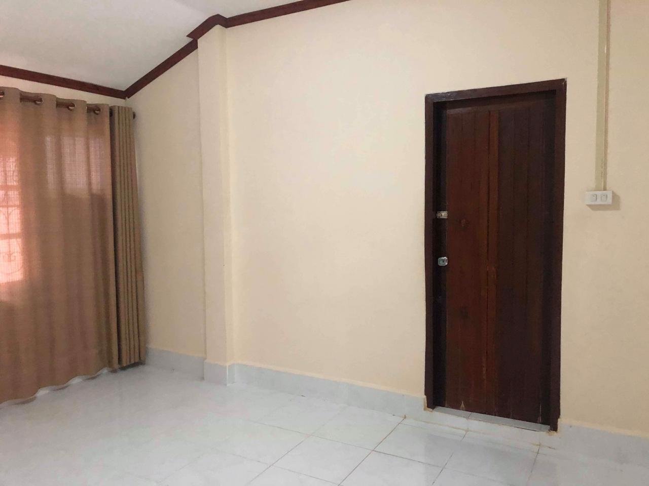 ID: 4559-Nice villa Phonthan water tank for sale