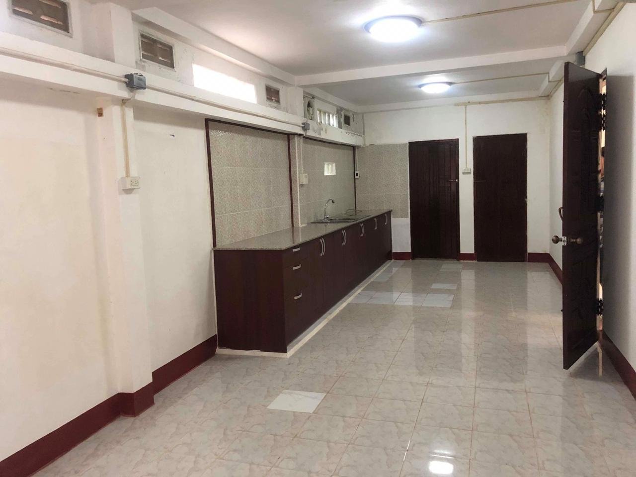 ID: 4559-Nice villa Phonthan water tank for sale