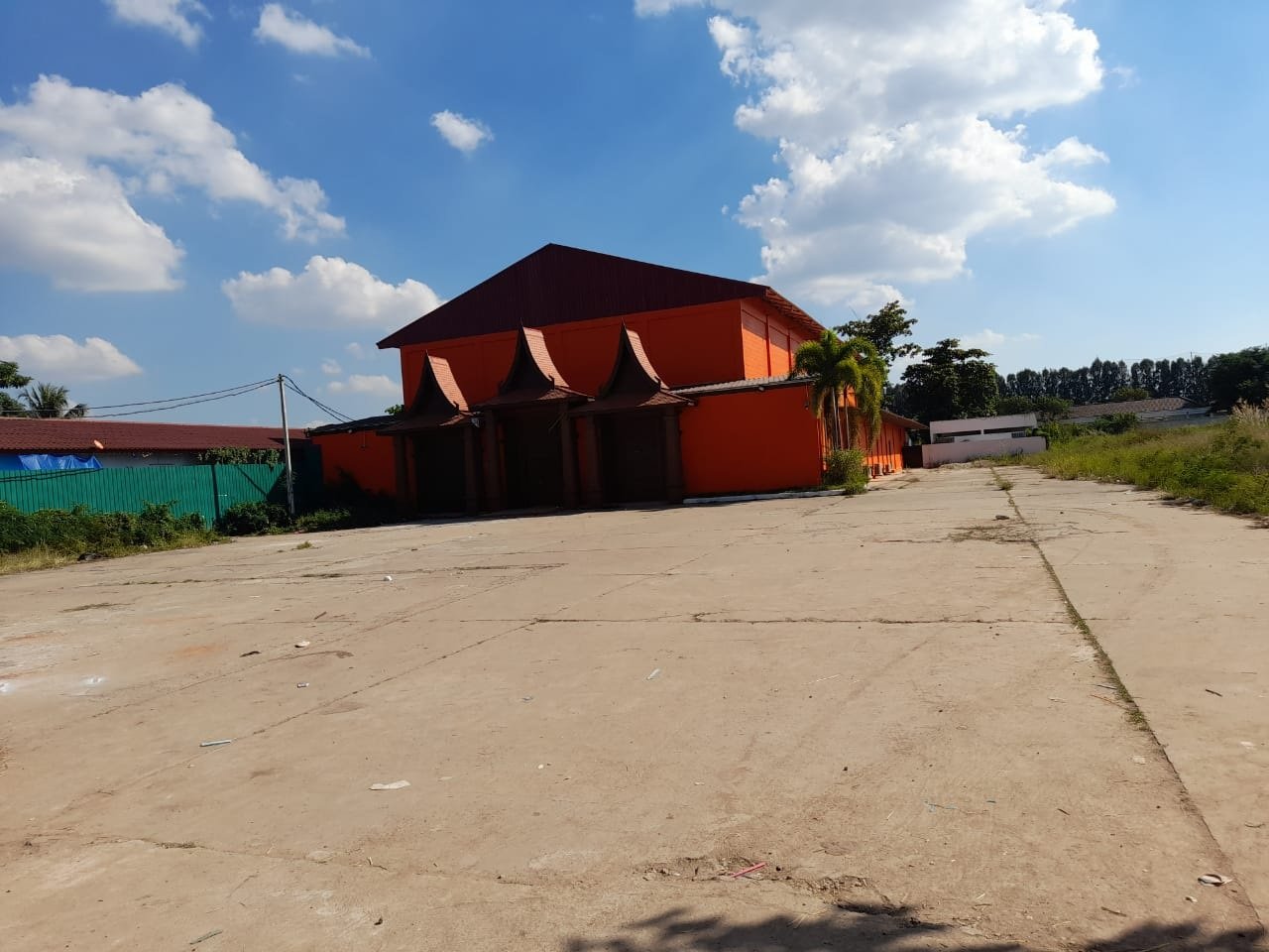 Land-for-sale13 ID: 4586-Large land by concrete road near Xangphueak convention hall for sale.