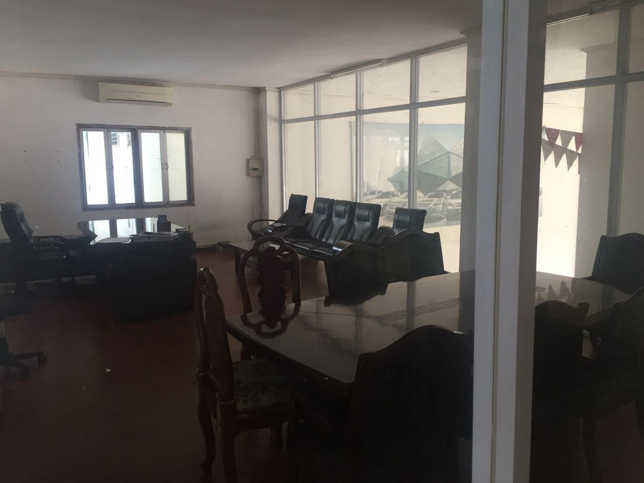 Showroom-for-rent-Saysettha-Vientiane_Lao 13 ID: 4125 – The Auto show room in city next to main road for rent.