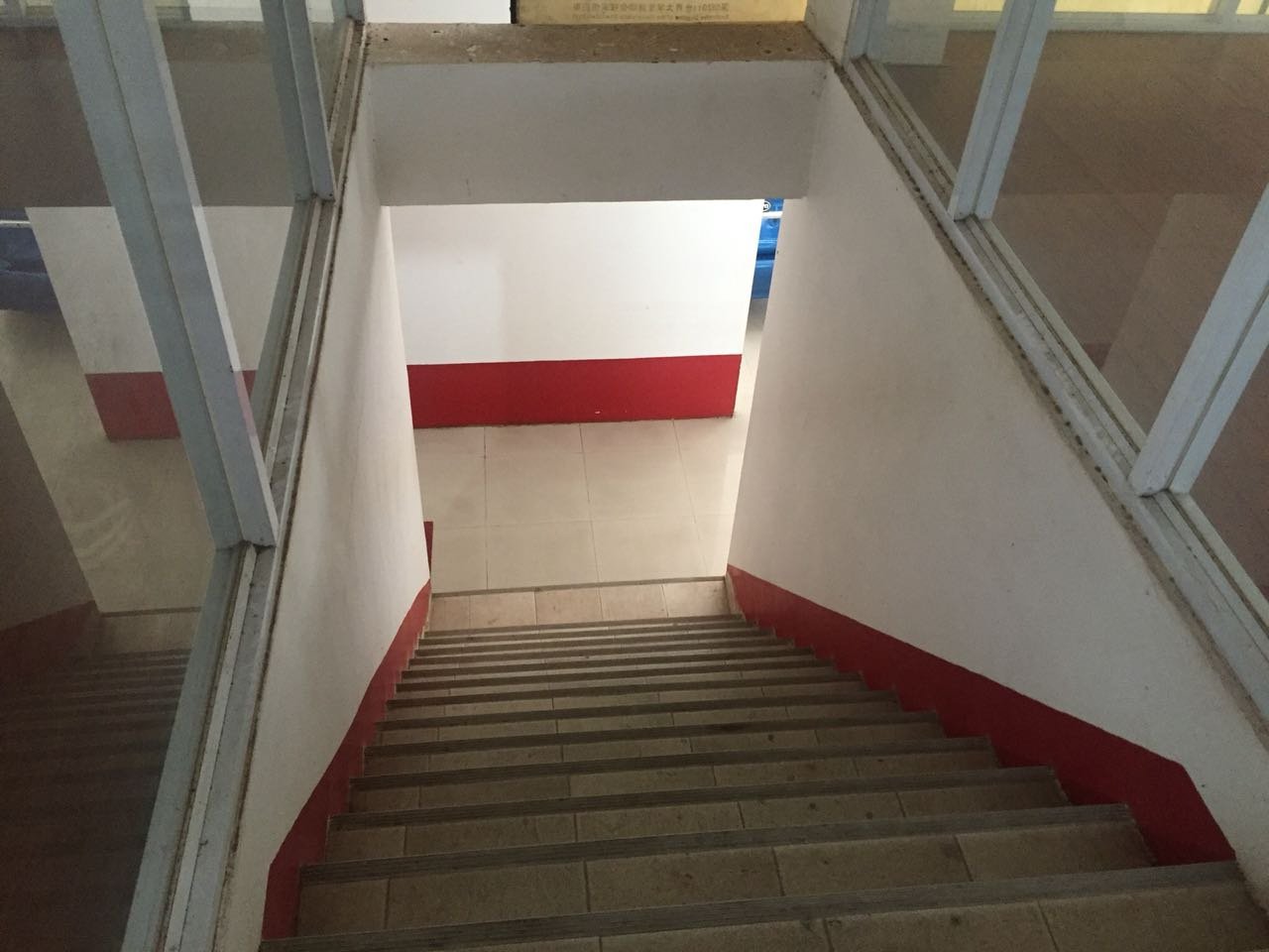 Showroom-for-rent-Saysettha-Vientiane_Lao 9 ID: 4125 – The Auto show room in city next to main road for rent.