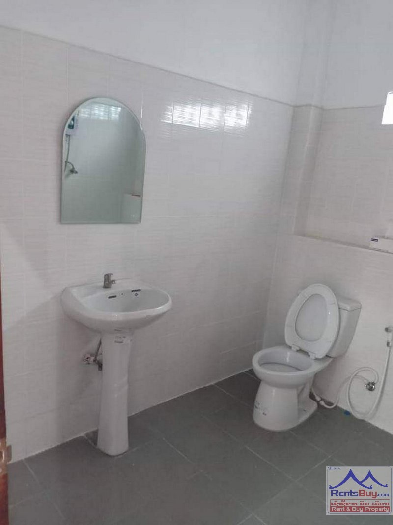 Villaforrentnearangkhamhotel12 ID: 4563-Well-Located Property with Chanote Deed in Saysettha – Buy or Rent Near J-Mart & PhonKeng Market