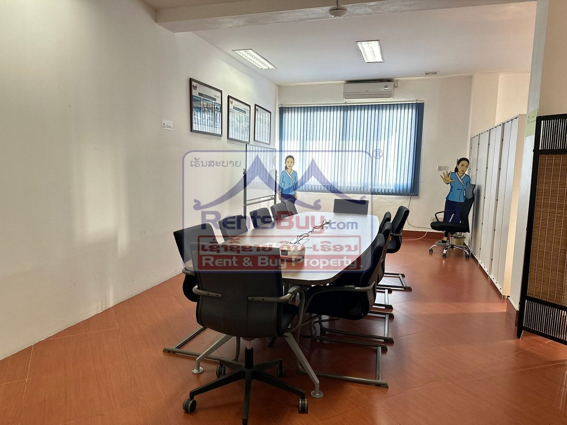 rentbuilding05 ID: 2223 – Office for rent near Thatluang 50m to main street
