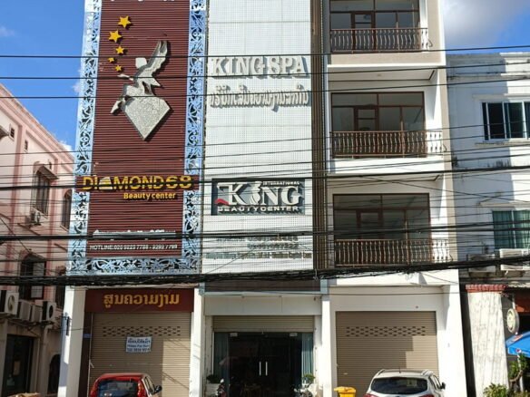 ID: 3996 – The nice shop house near main road and Local market in Naxay Village for rent and sale