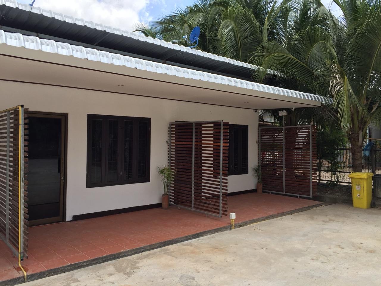 ID: 4350 – Apartment for rent in Ban Naxay.